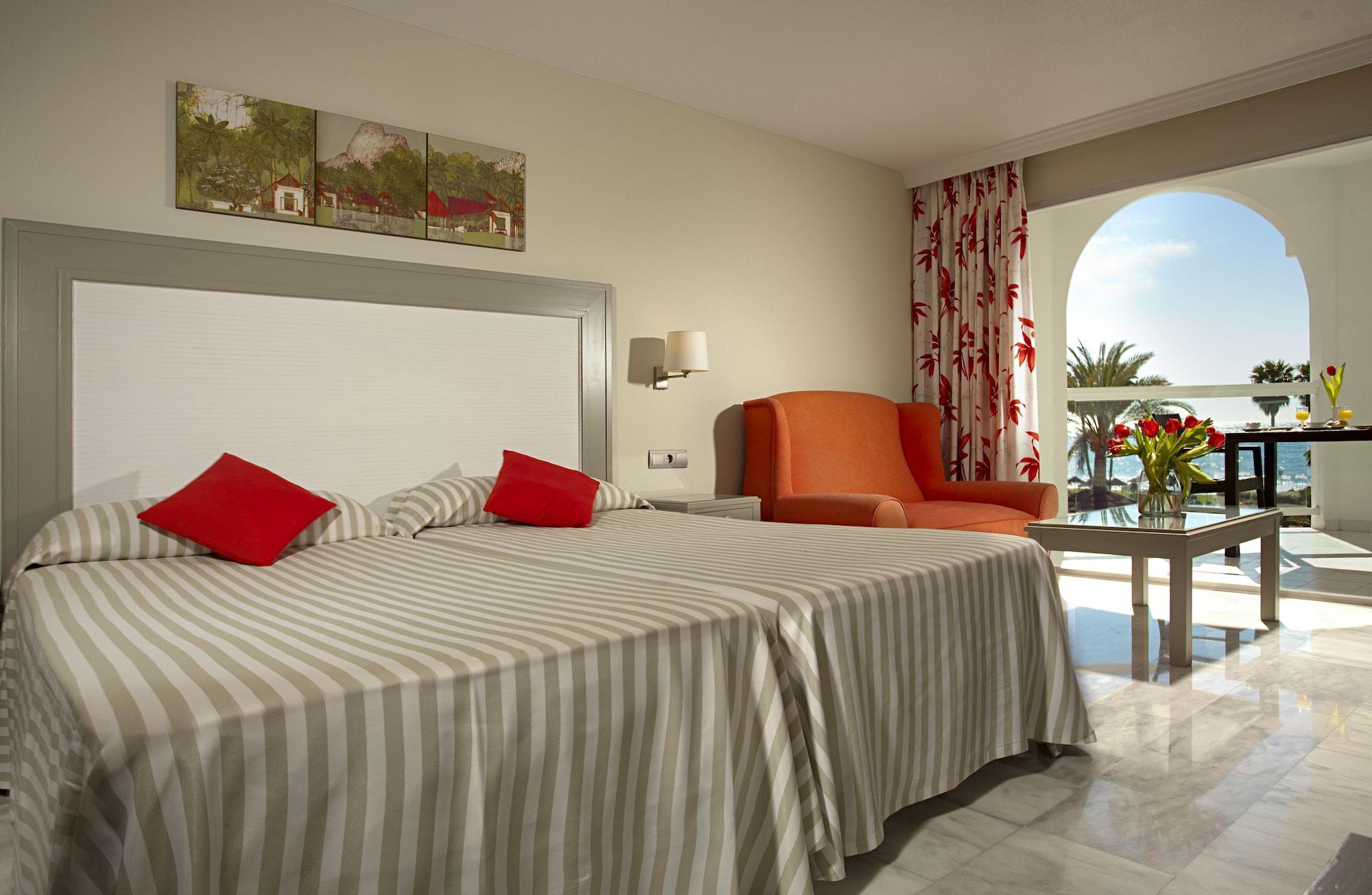 Ona Marinas De Nerja Spa Resort Exterior photo