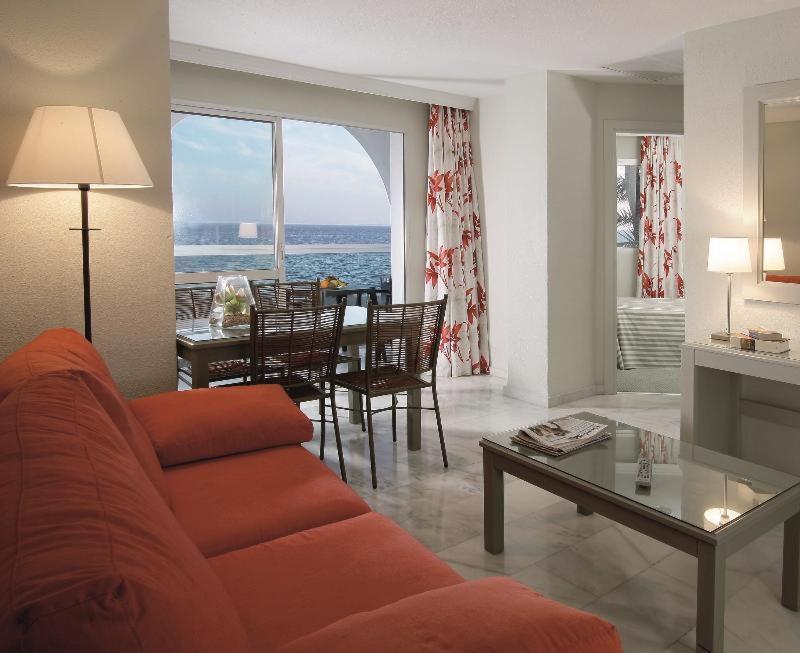 Ona Marinas De Nerja Spa Resort Room photo